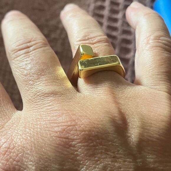 The Guggenheim Ring in 14k plating over 925 - Picture 8 of 8